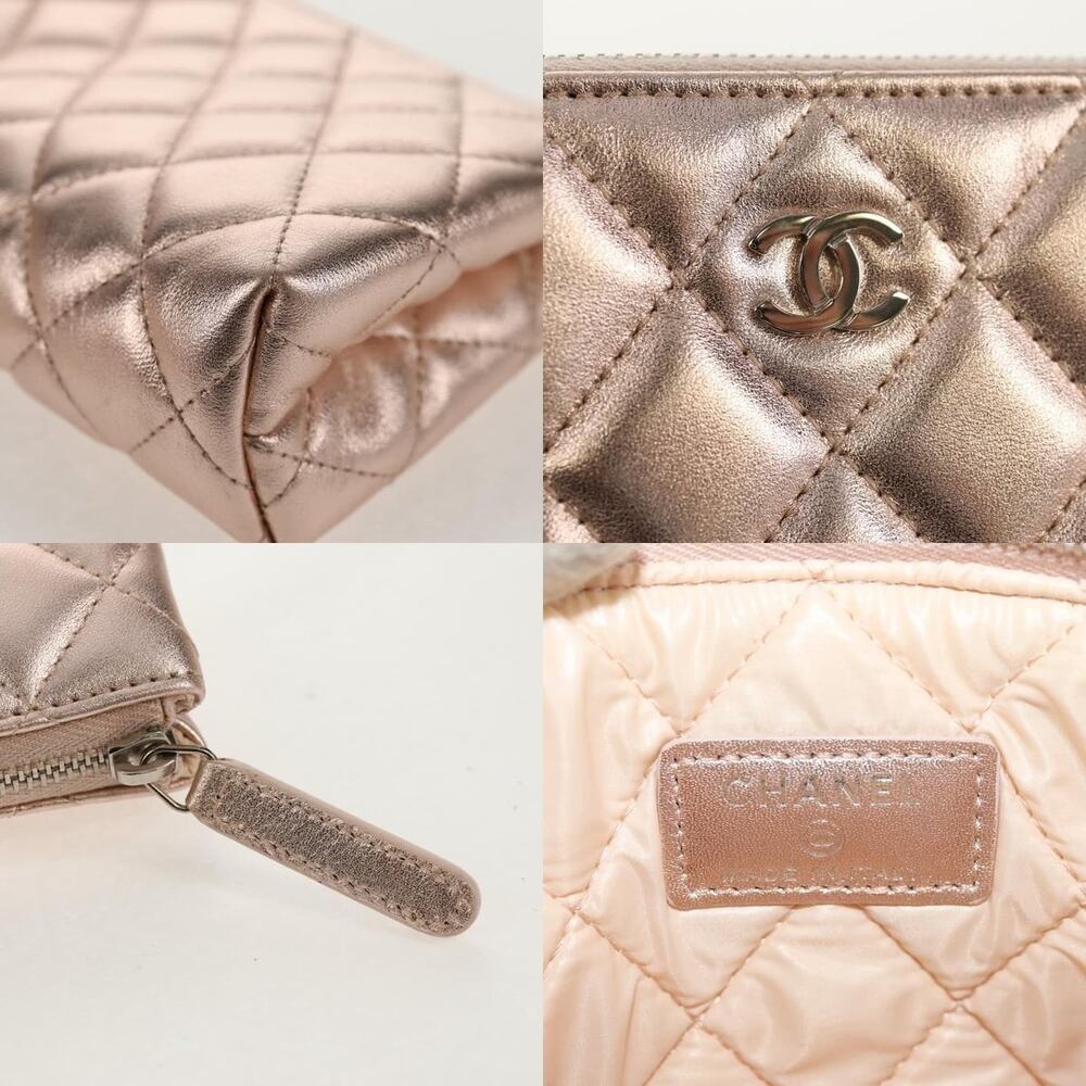 Chanel Matelasse Pouch - Picture 5 of 6